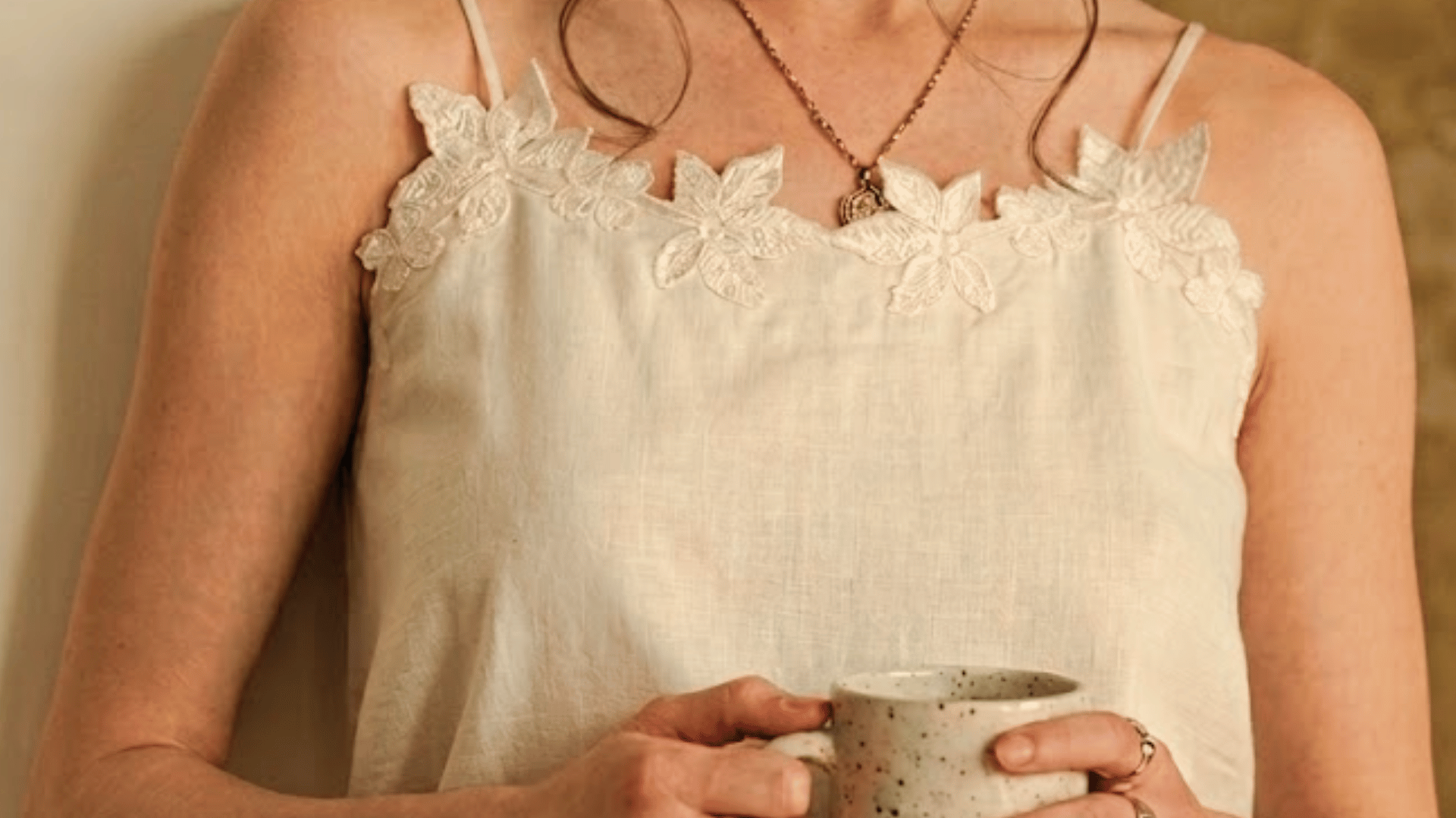 Lilya Askılı Bluz – Lonse Linen™ | Jojomia