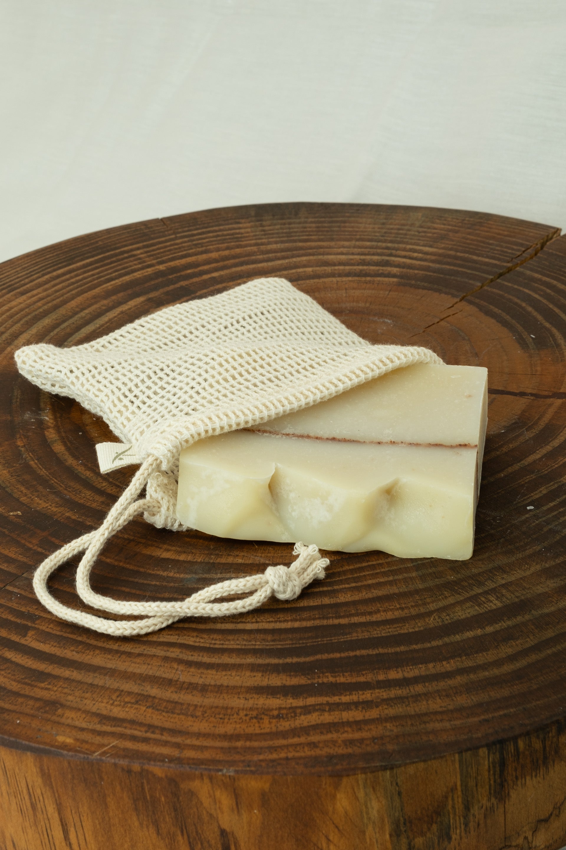 Doğal Soğuk İşlem Vitaminli Havuçlu Sabun 120 Gr JOJOMIA Katı Sabun