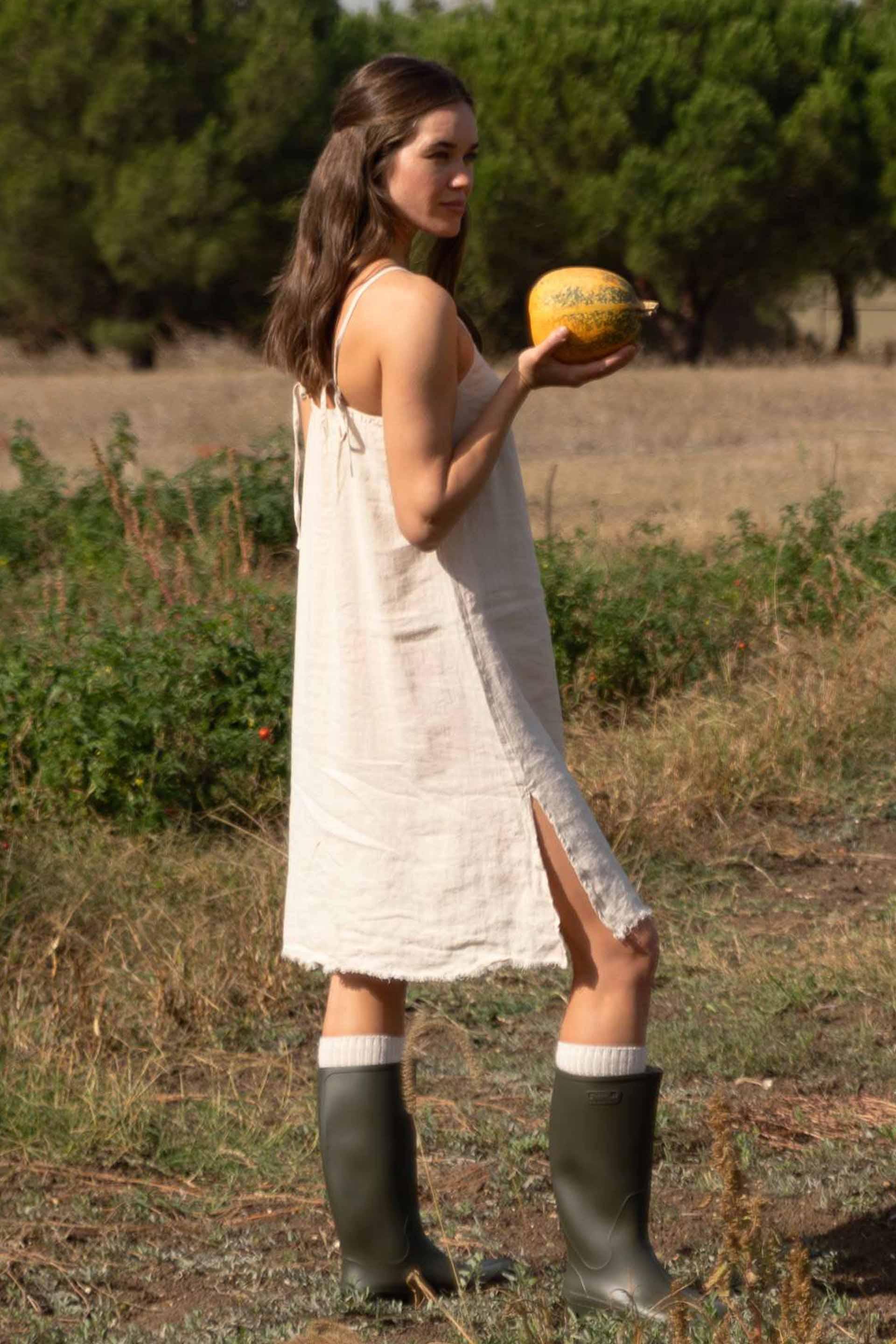 April Püskül Detaylı Askılı Kadın Elbise Jojomia Askılı Elbise