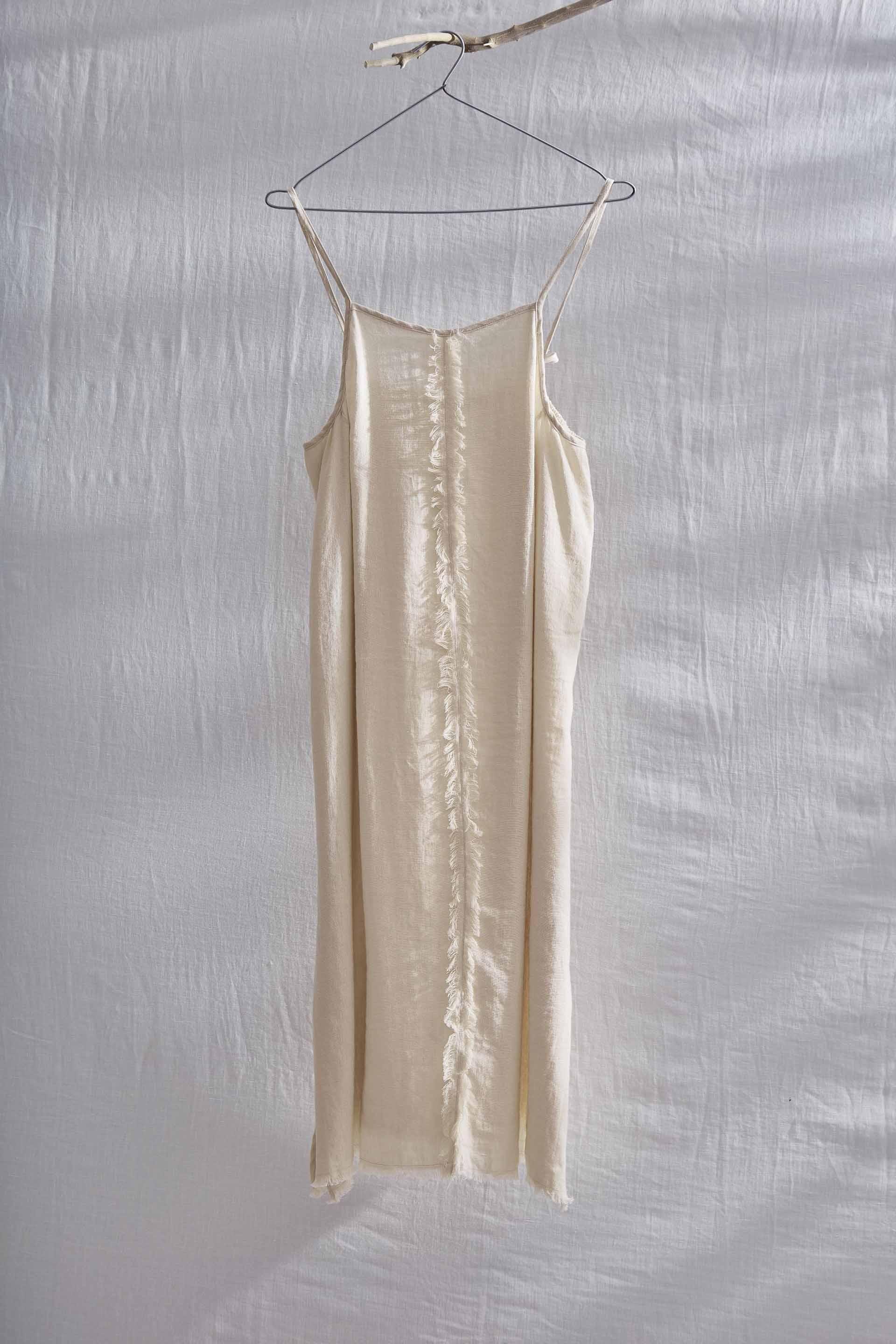 April Püskül Detaylı Askılı Kadın Elbise Jojomia Askılı Elbise