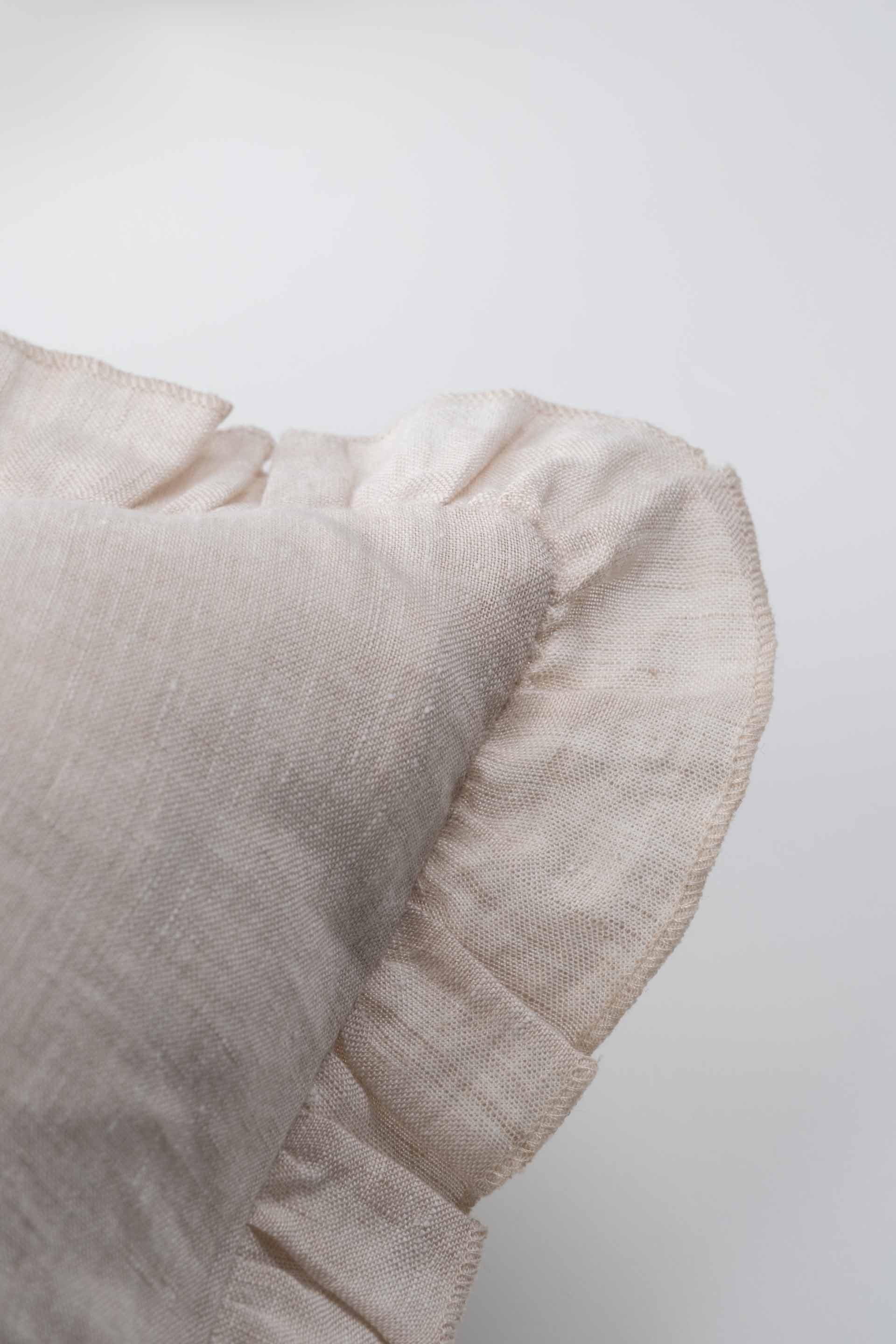 Lona Keten Fırfırlı Kırlent Kılıfı 2'li 40x40 Jojomia Kırlent Kılıfı