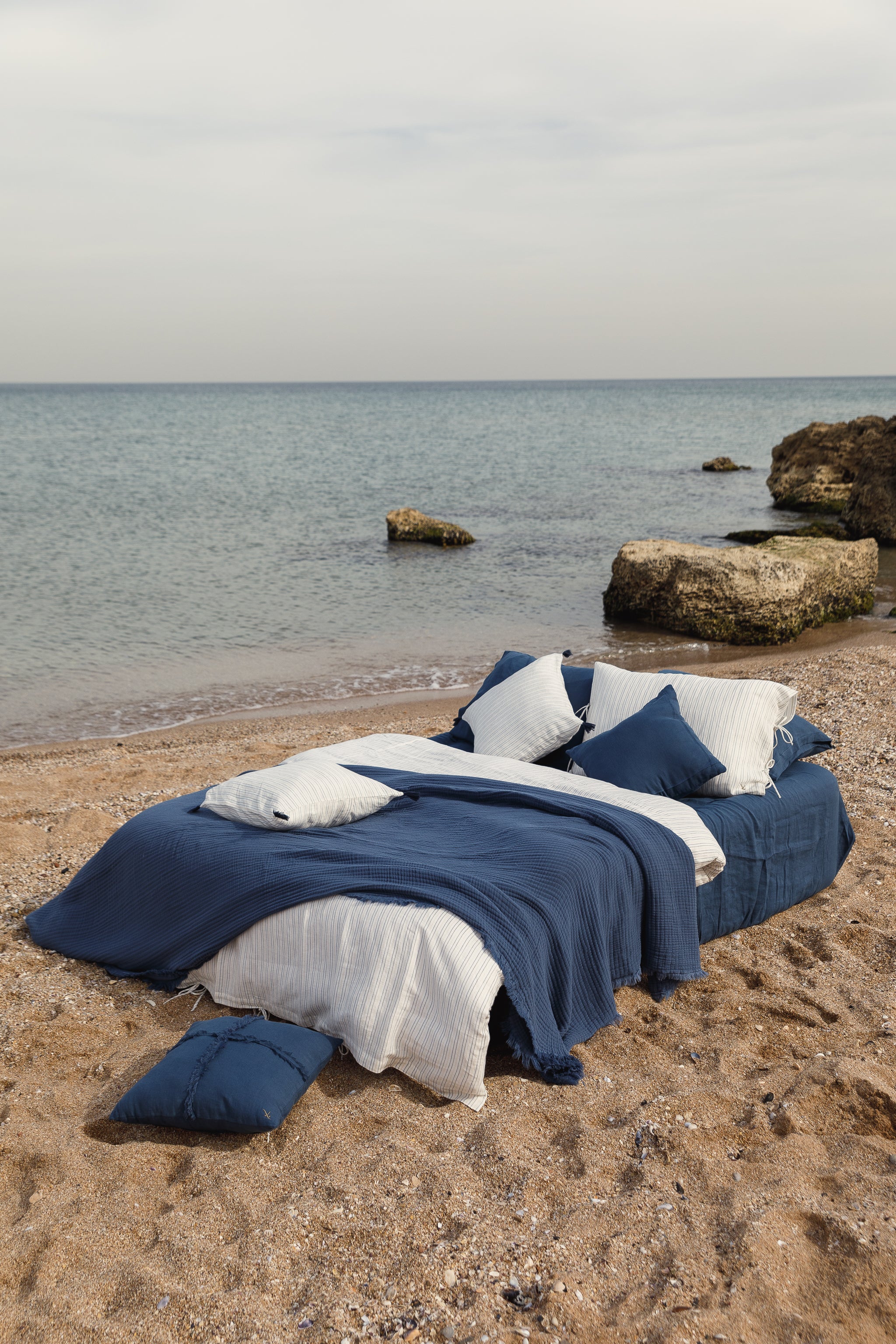 Larin Kırlent Kılıfı 45x45 Çizgili Jojomia Kırlent Kılıfı