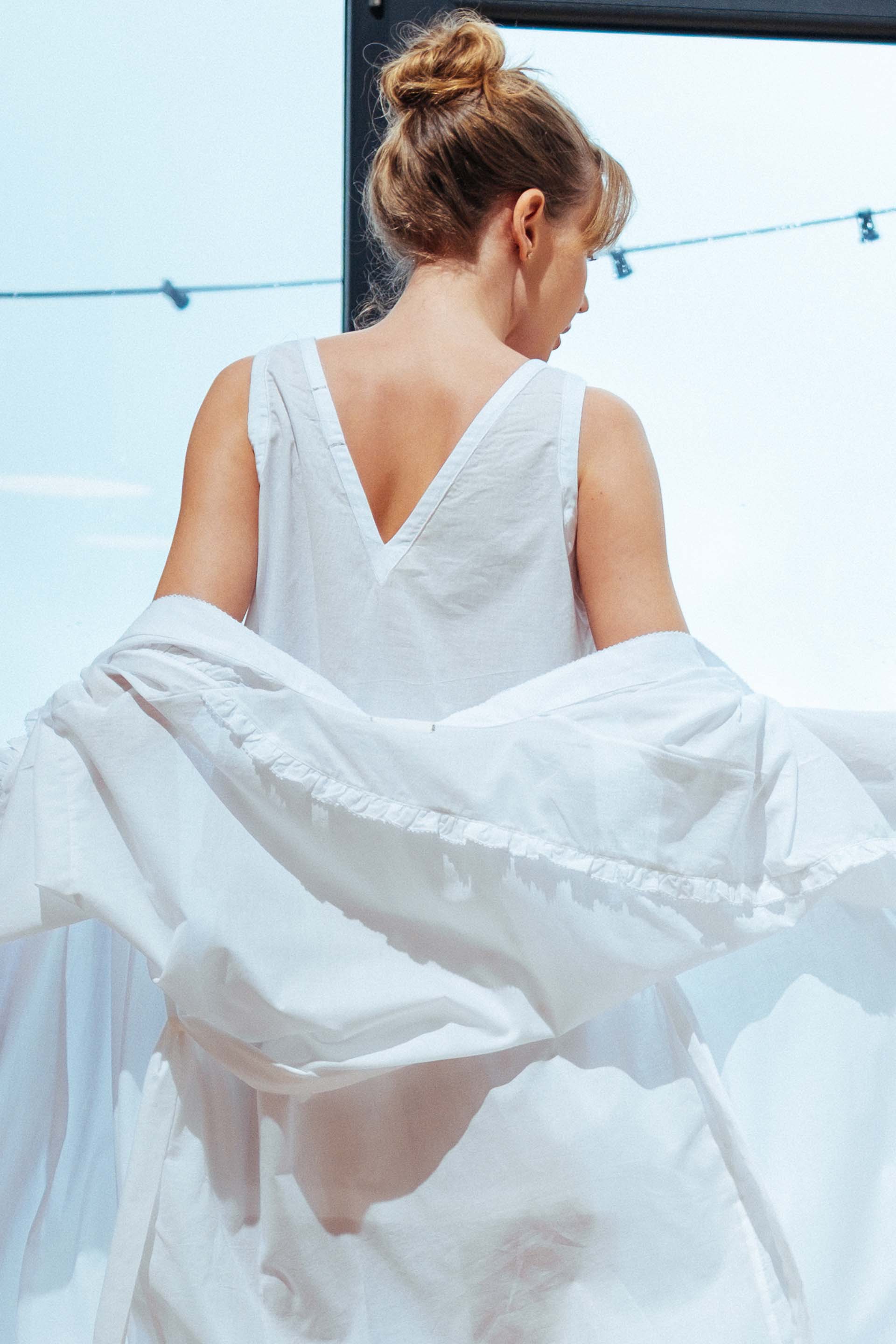 Alin Askılı Üst Jojomia Askılı Üst