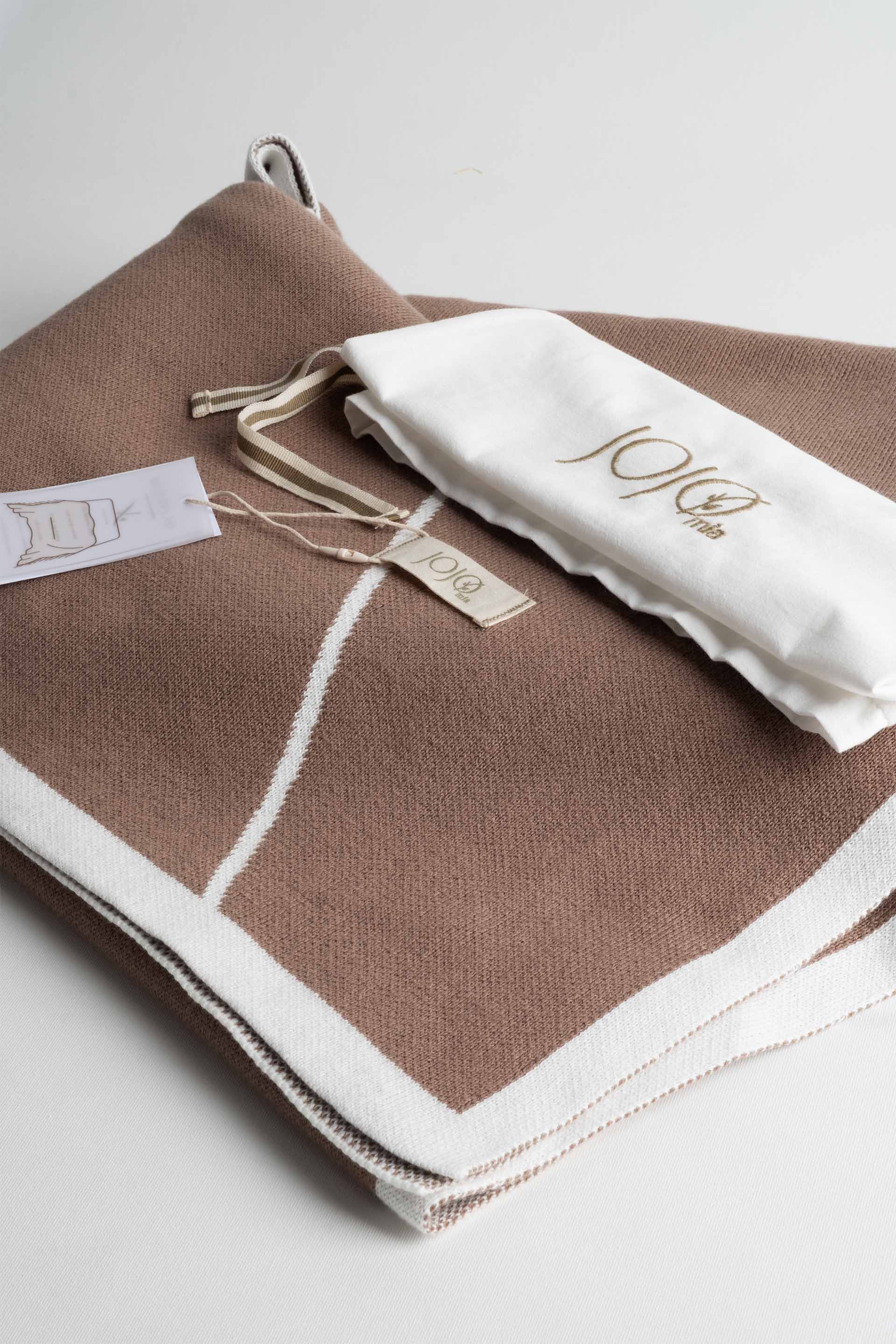 Liz Desenli Throw Triko Koltuk Şalı Tv Battaniyesi - Çanta Hediyeli Jojomia Koltuk Şalı