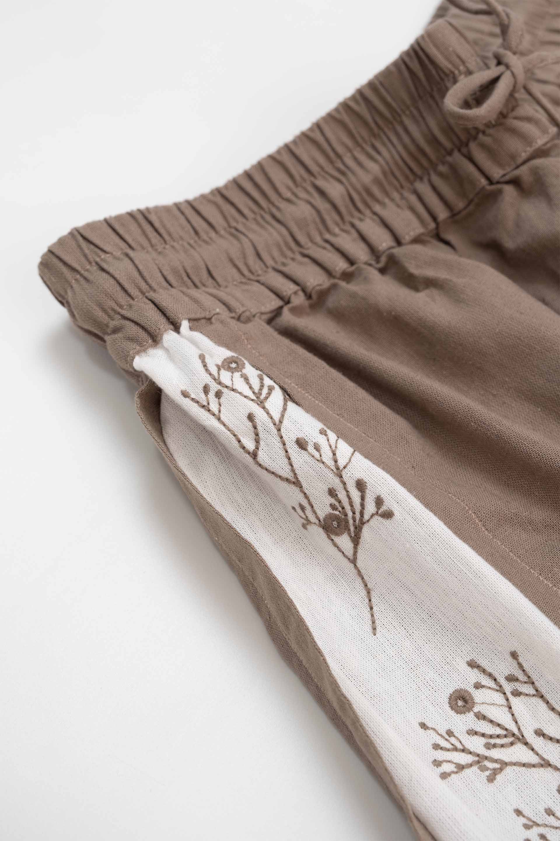 Liz Brode Detaylı Kadın Şort Jojomia Şort