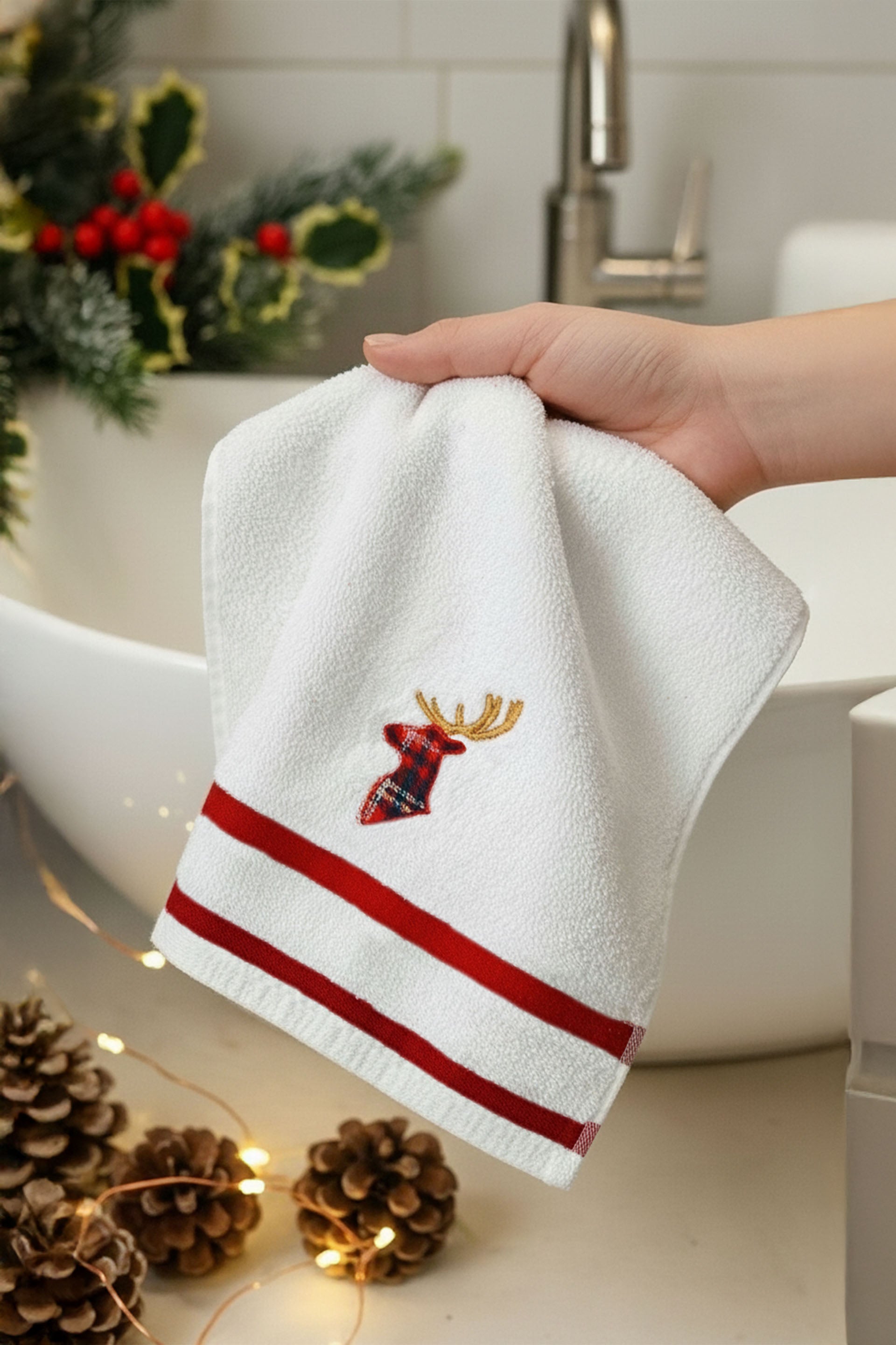 Velora Yüz Havlusu Geyik Nakışlı 50x90 Jojomia Yüz Havlusu