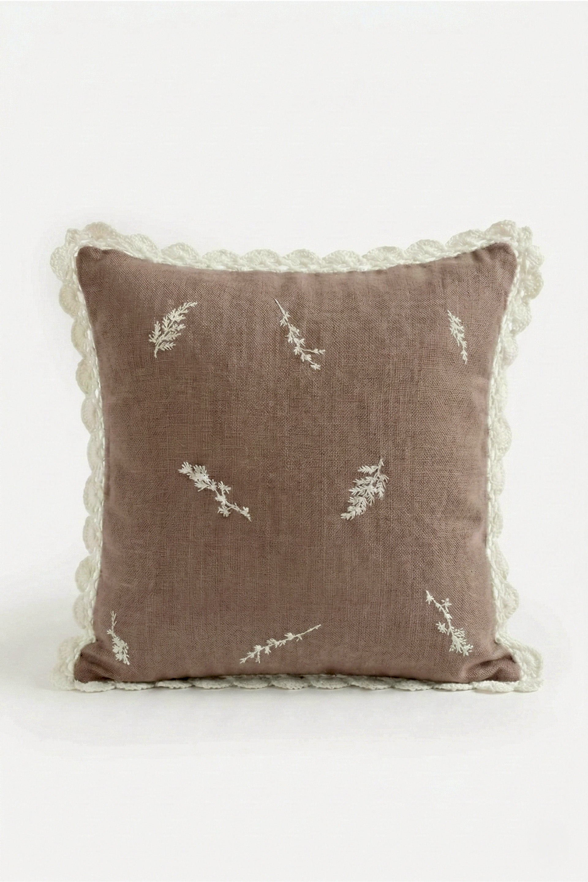 Freya Nakış Detaylı Dekoratif Kırlent Kılıfı 45x45 Jojomia Kırlent Kılıfı