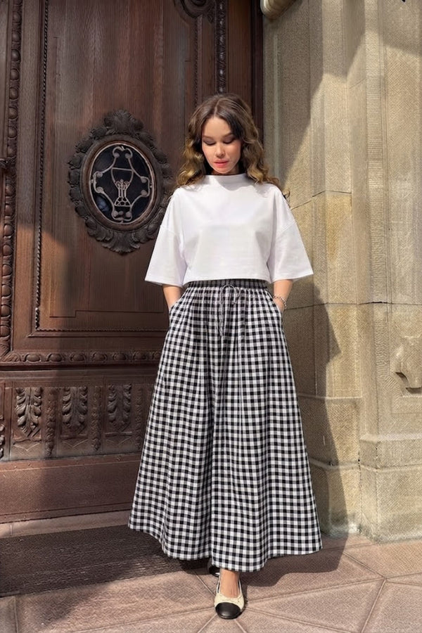 Anesha Crop Basic Tişört stil görseli