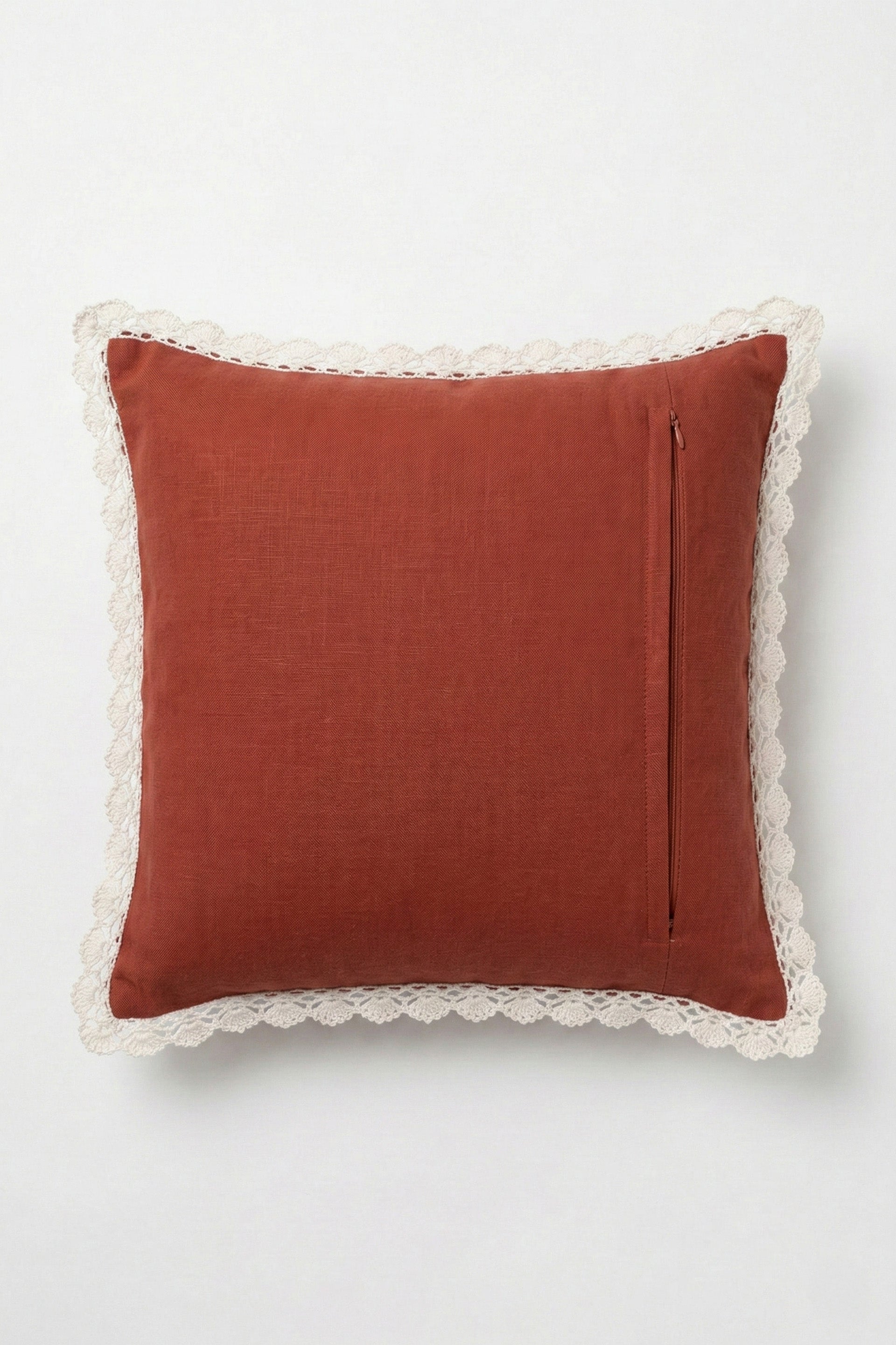 Freya Nakış Detaylı Dekoratif Kırlent Kılıfı 45x45 Jojomia Kırlent Kılıfı