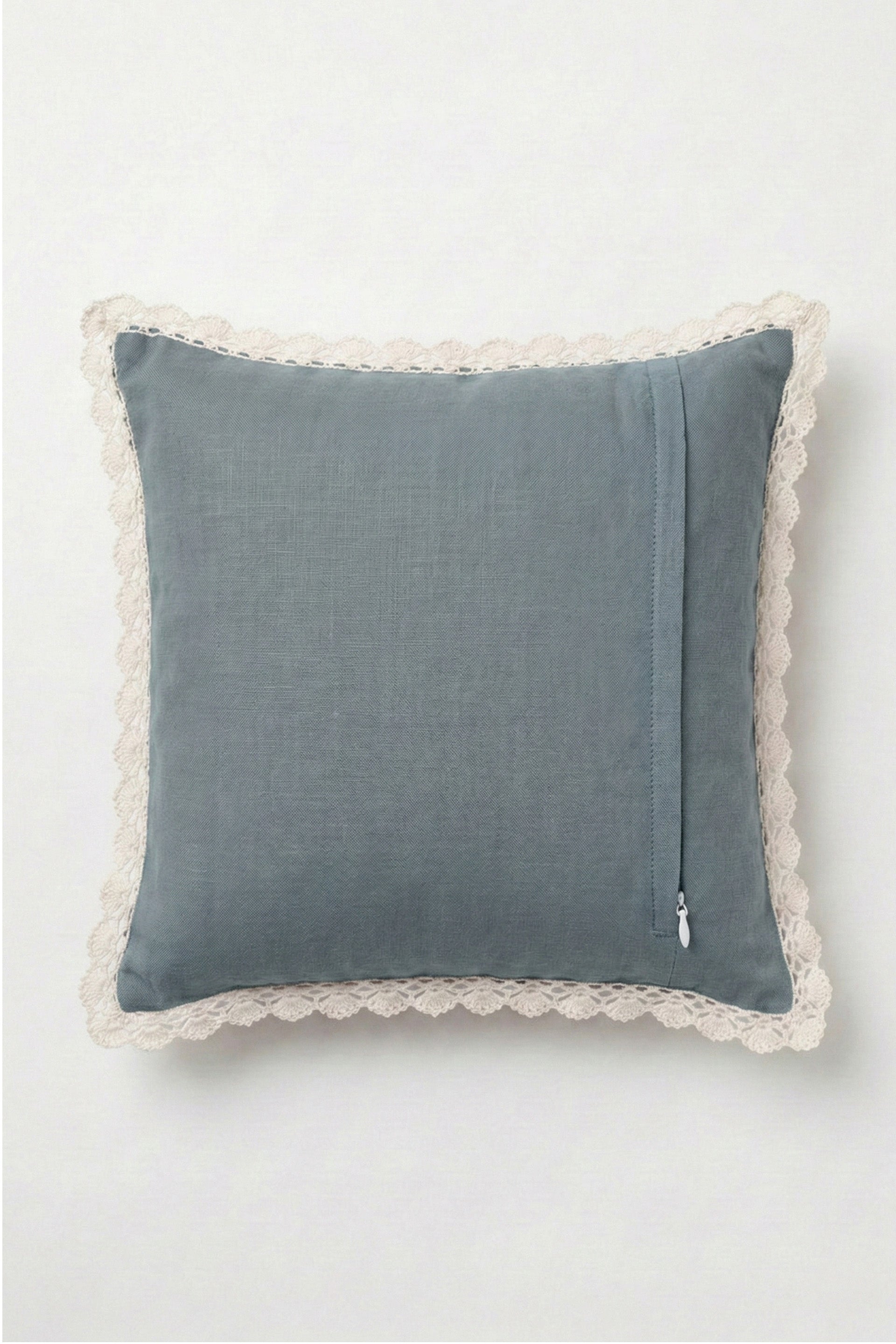 Freya Nakış Detaylı Dekoratif Kırlent Kılıfı 45x45 Jojomia Kırlent Kılıfı